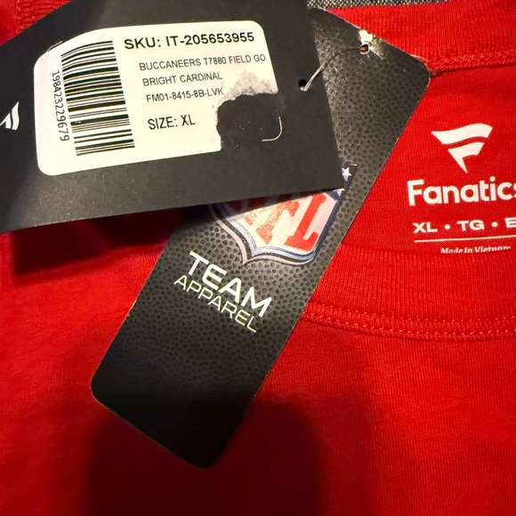 Tampa Bay Buccaneers XL Team Apparel T Shirt NWT - Picture 4 of 4